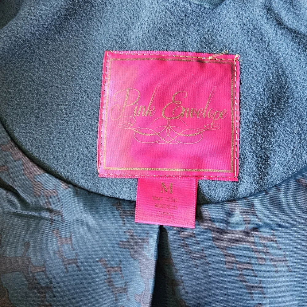 Jade green coat - Picture 3 of 7